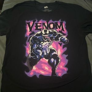 Black marvel shirt of venom